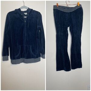 Motherhood maternity velour sweat suit